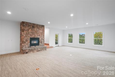 3434 Old Jonas Ridge Road Newland NC 28657