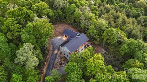 3434 Old Jonas Ridge Road Newland NC 28657