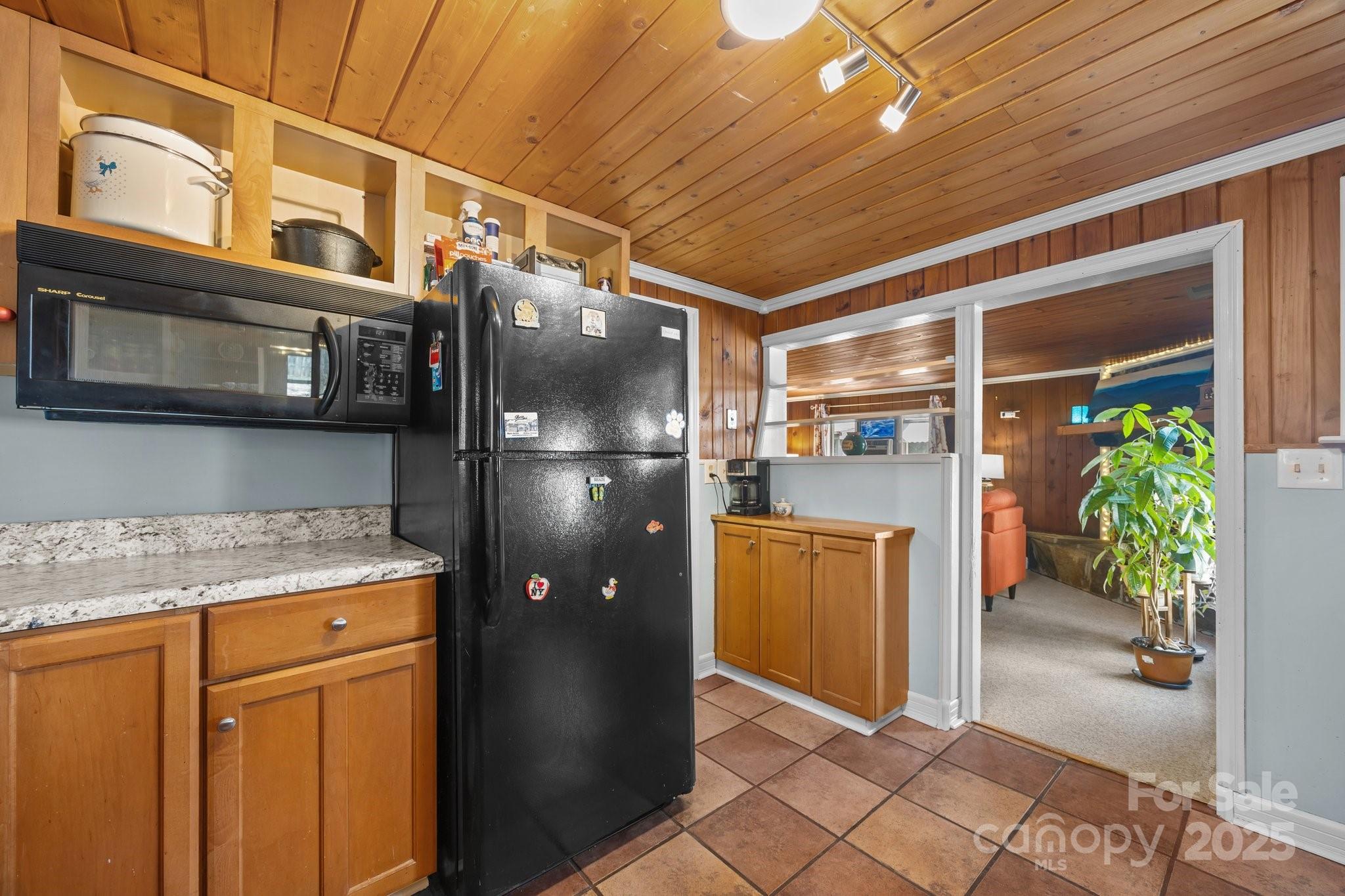 215 Cedar Lane Arden NC 28704