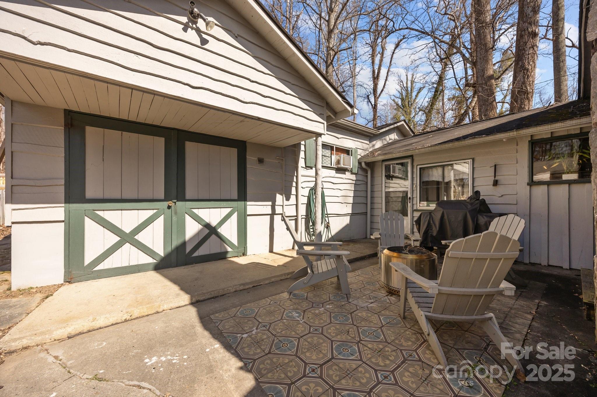 215 Cedar Lane Arden NC 28704