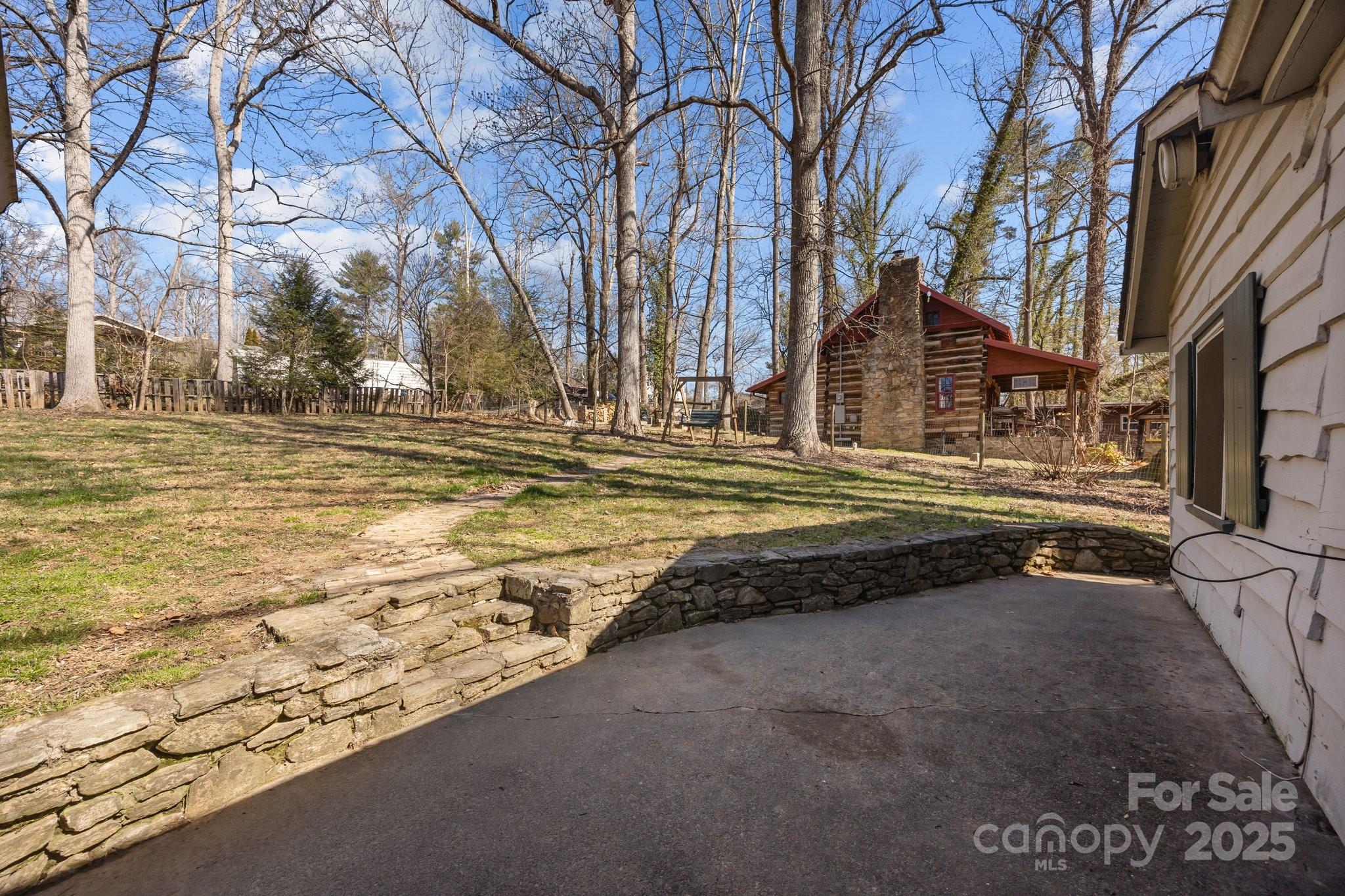 215 Cedar Lane Arden NC 28704