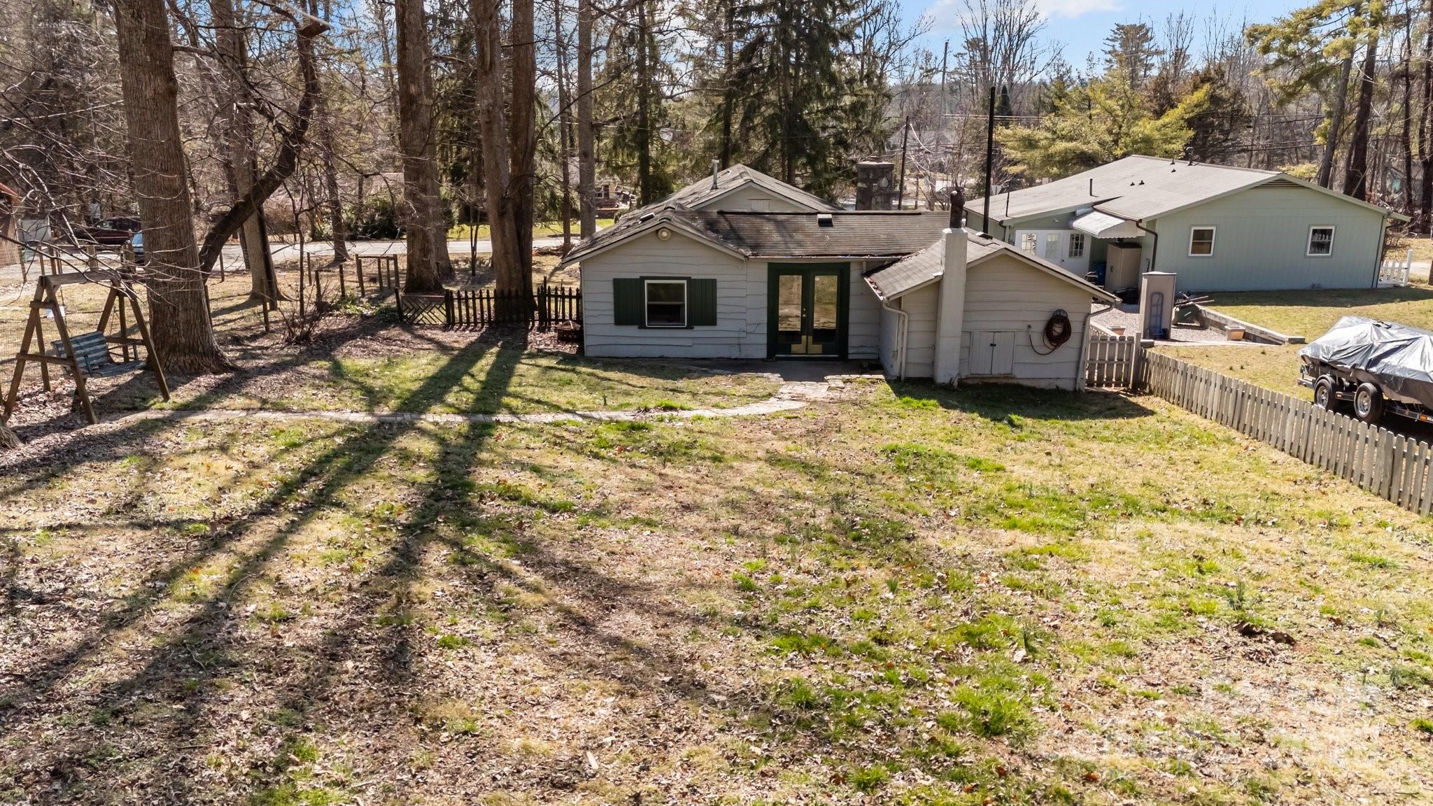 215 Cedar Lane Arden NC 28704