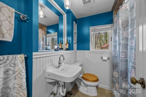 215 Cedar Lane Arden NC 28704