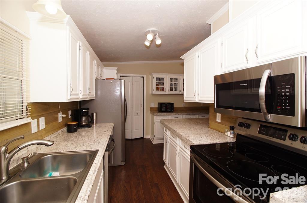 7010 Executive Circle Denver NC 28037