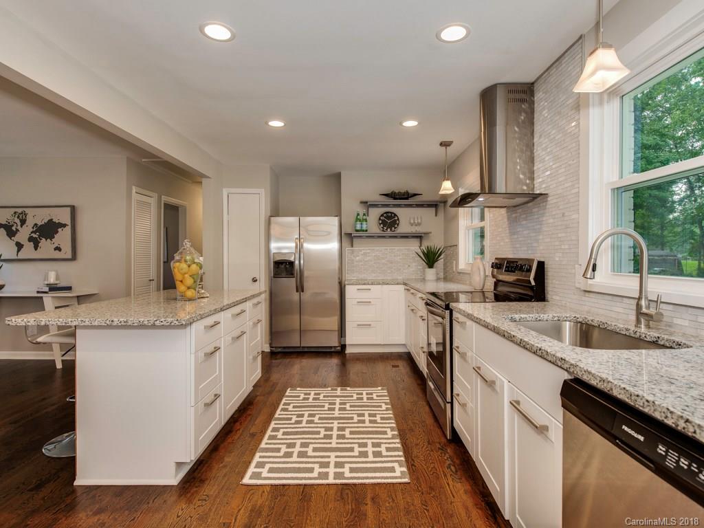 1722 Gemway Drive Charlotte NC 28216