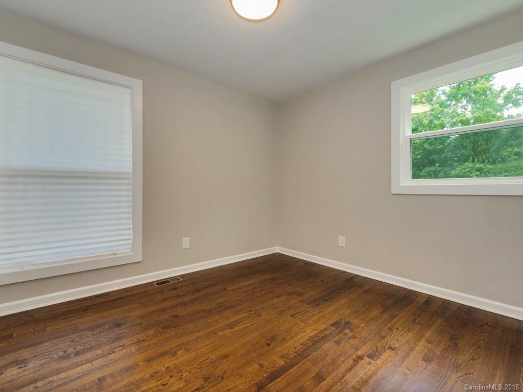 1722 Gemway Drive Charlotte NC 28216