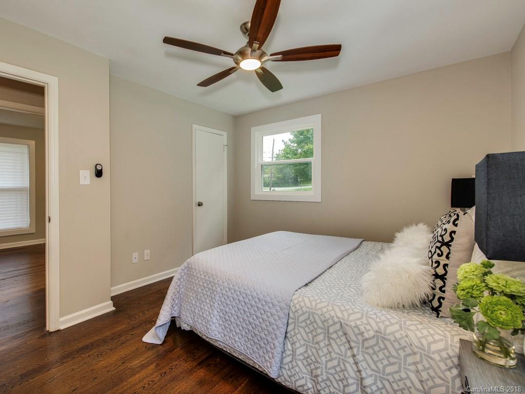 1722 Gemway Drive Charlotte NC 28216