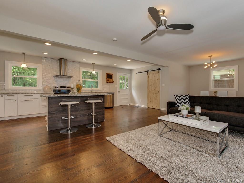 1722 Gemway Drive Charlotte NC 28216