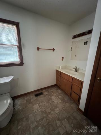 6581 Emerald Isle Drive Sherrills Ford NC 28673