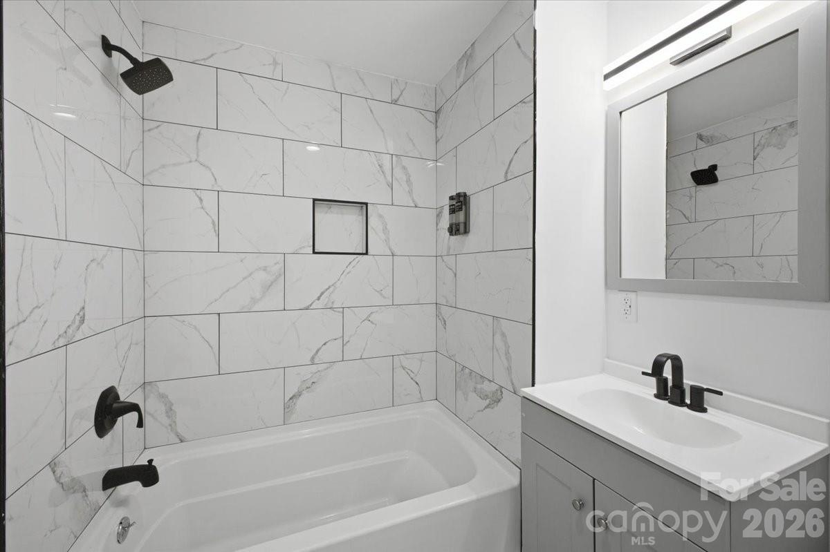1413 Hateras Avenue Charlotte NC 28216