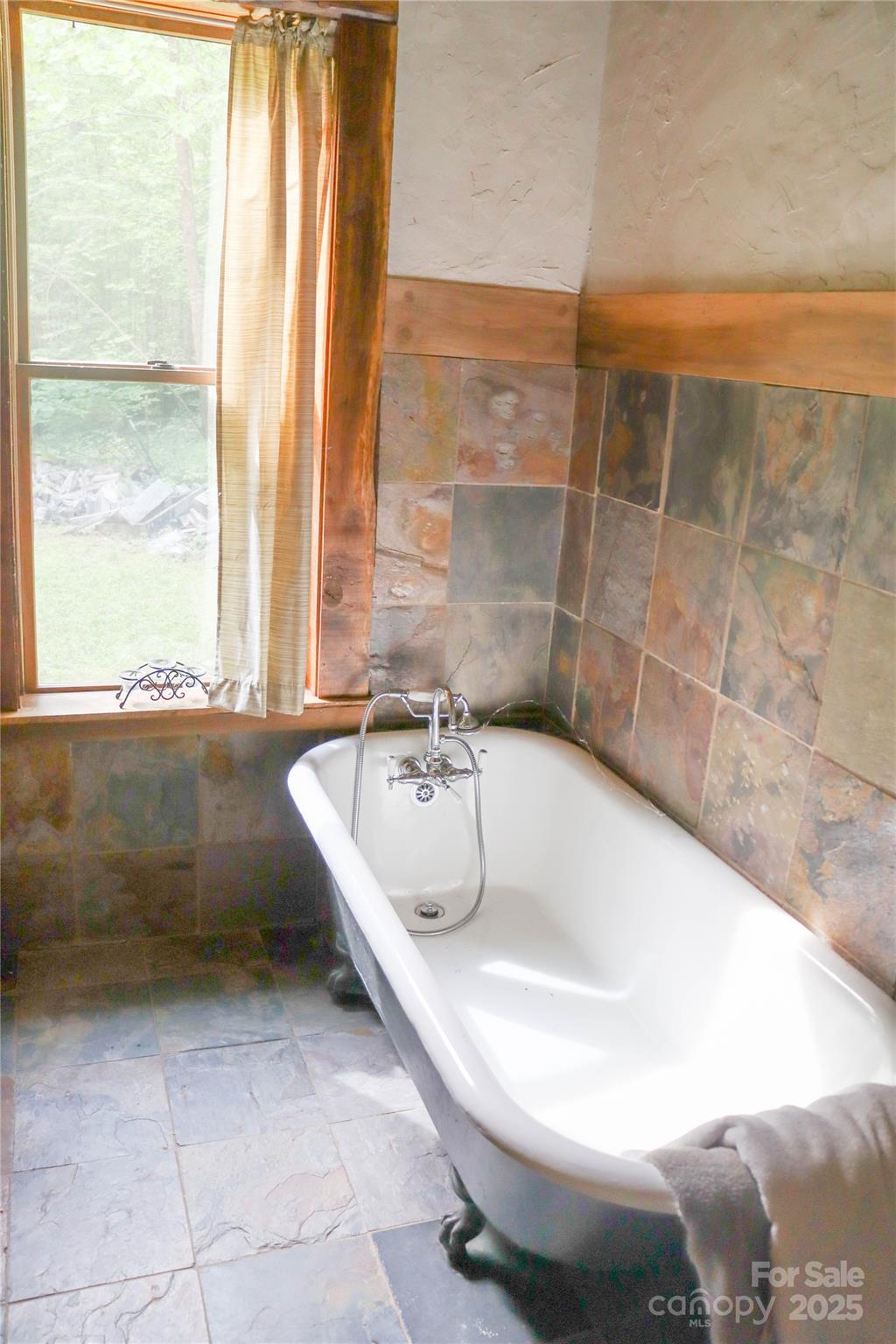 459 Old Yellow Mountain Road Marion NC 28752