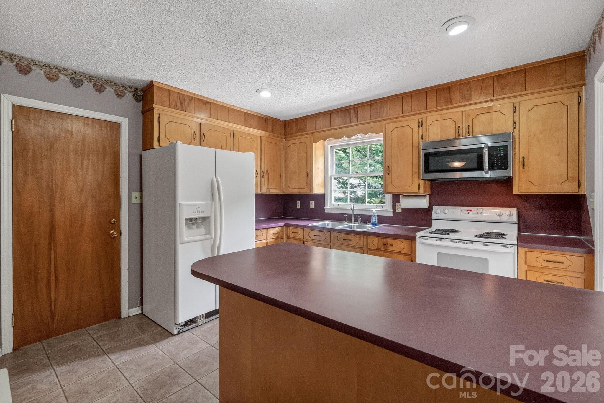 710 Twin Oaks Road Davidson NC 28036