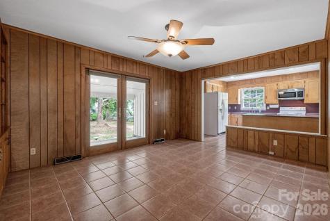 710 Twin Oaks Road Davidson NC 28036