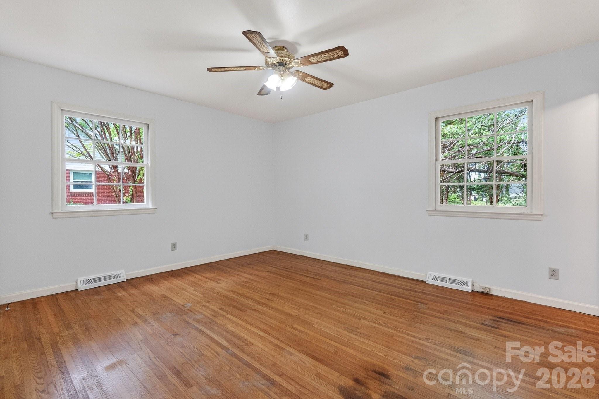710 Twin Oaks Road Davidson NC 28036