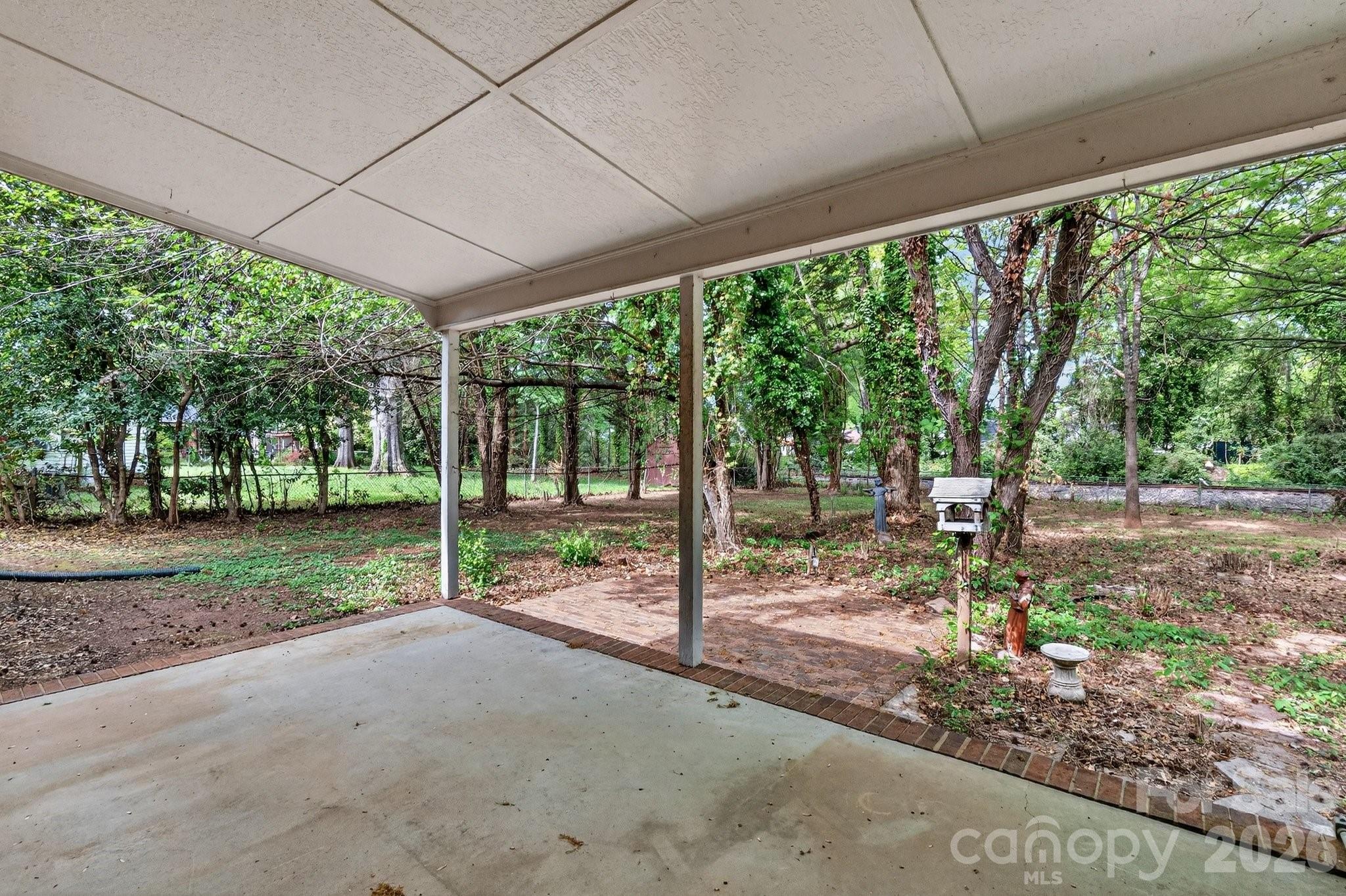 710 Twin Oaks Road Davidson NC 28036