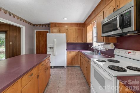 710 Twin Oaks Road Davidson NC 28036