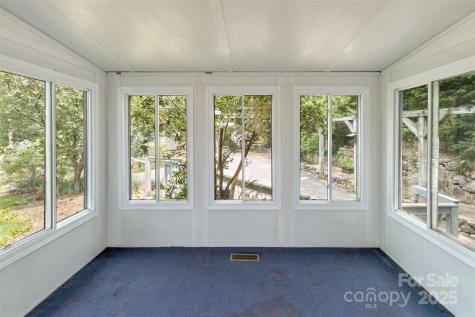 20 Kenilwood Place Asheville NC 28803