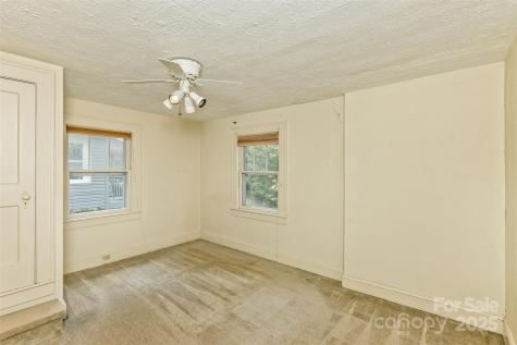 20 Kenilwood Place Asheville NC 28803