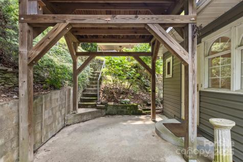 20 Kenilwood Place Asheville NC 28803