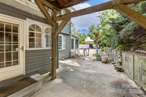 20 Kenilwood Place Asheville NC 28803