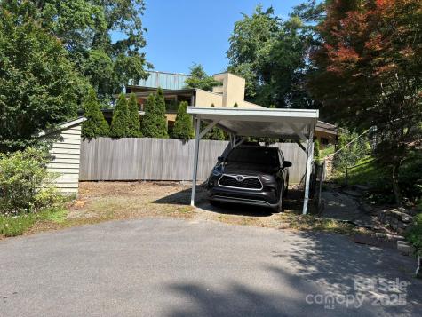20 Kenilwood Place Asheville NC 28803