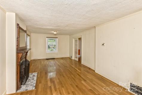 20 Kenilwood Place Asheville NC 28803