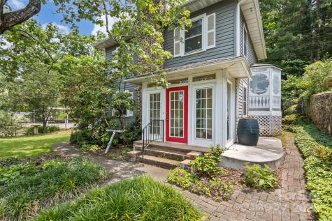 20 Kenilwood Place Asheville NC 28803
