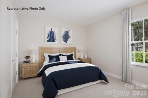 5007 Pineapple Lily Drive Charlotte NC 28216