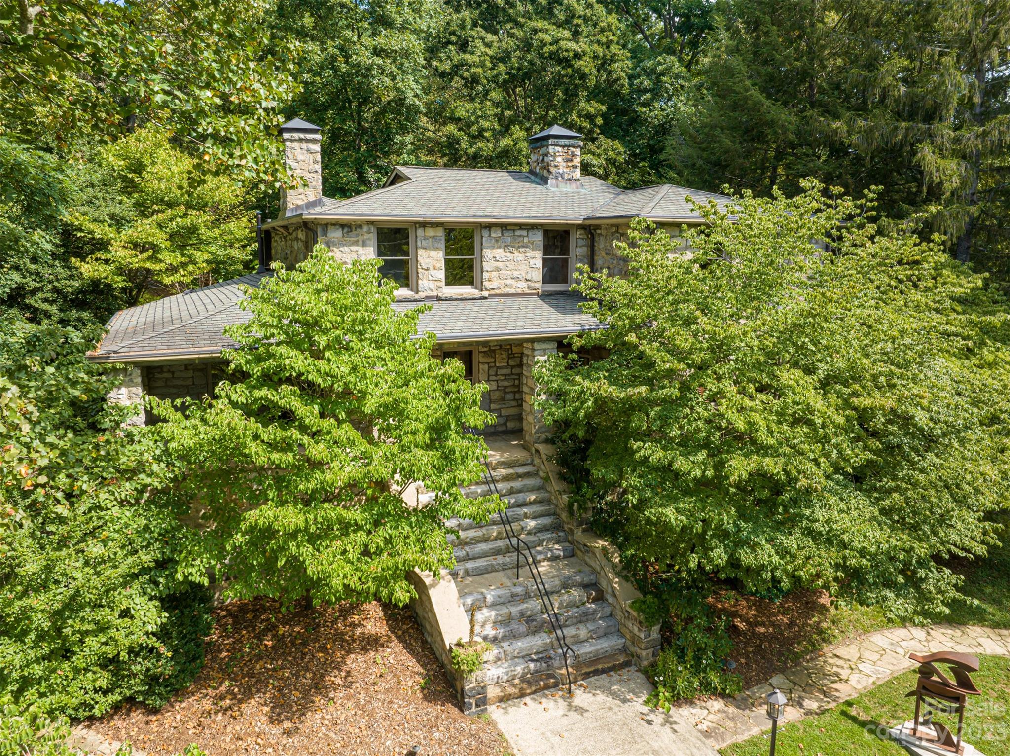 27 Edgewood Road Asheville NC 28804