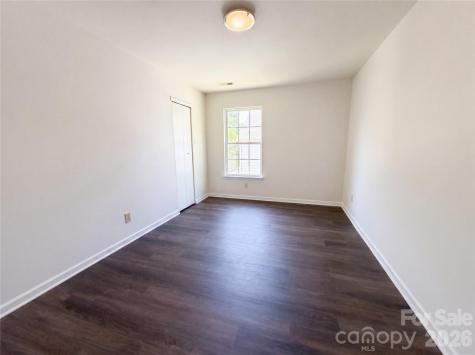 6734 Wandering Creek Drive Charlotte NC 28216