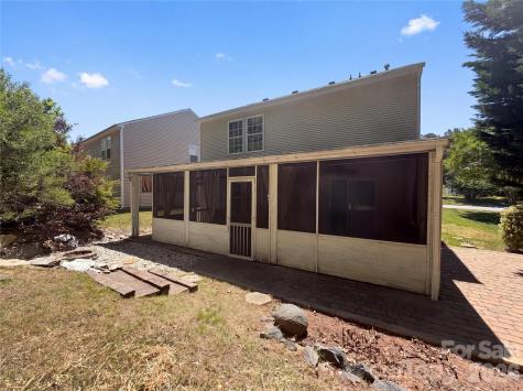 6734 Wandering Creek Drive Charlotte NC 28216