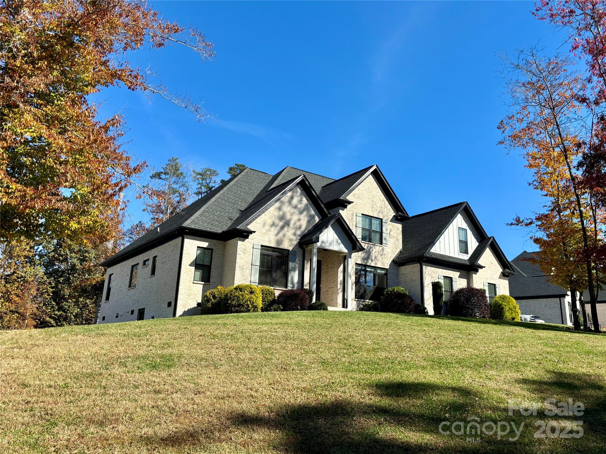 108 41st Avenue NW Hickory NC 28601