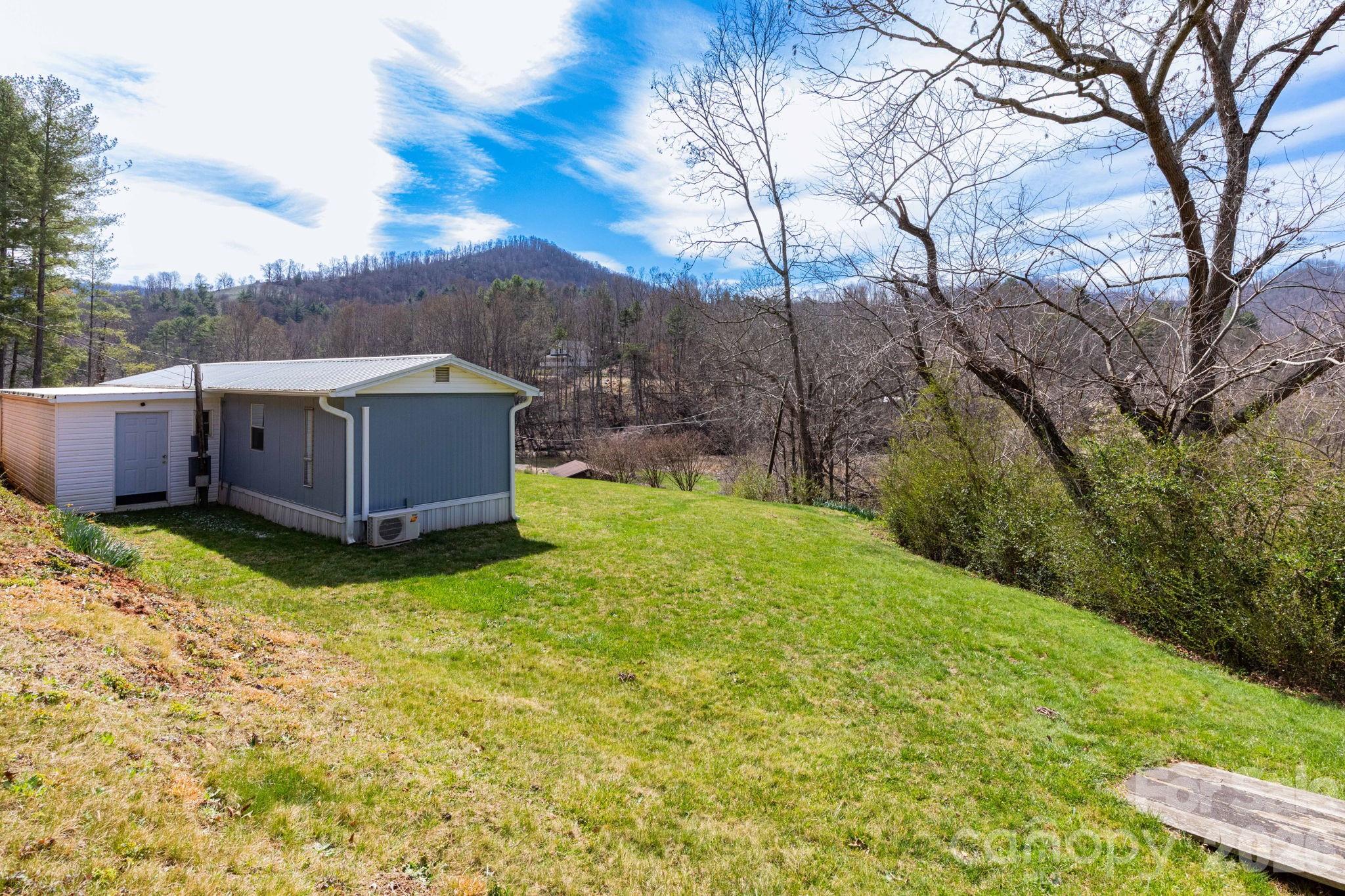 20 Ox Creek Road Weaverville NC 28787