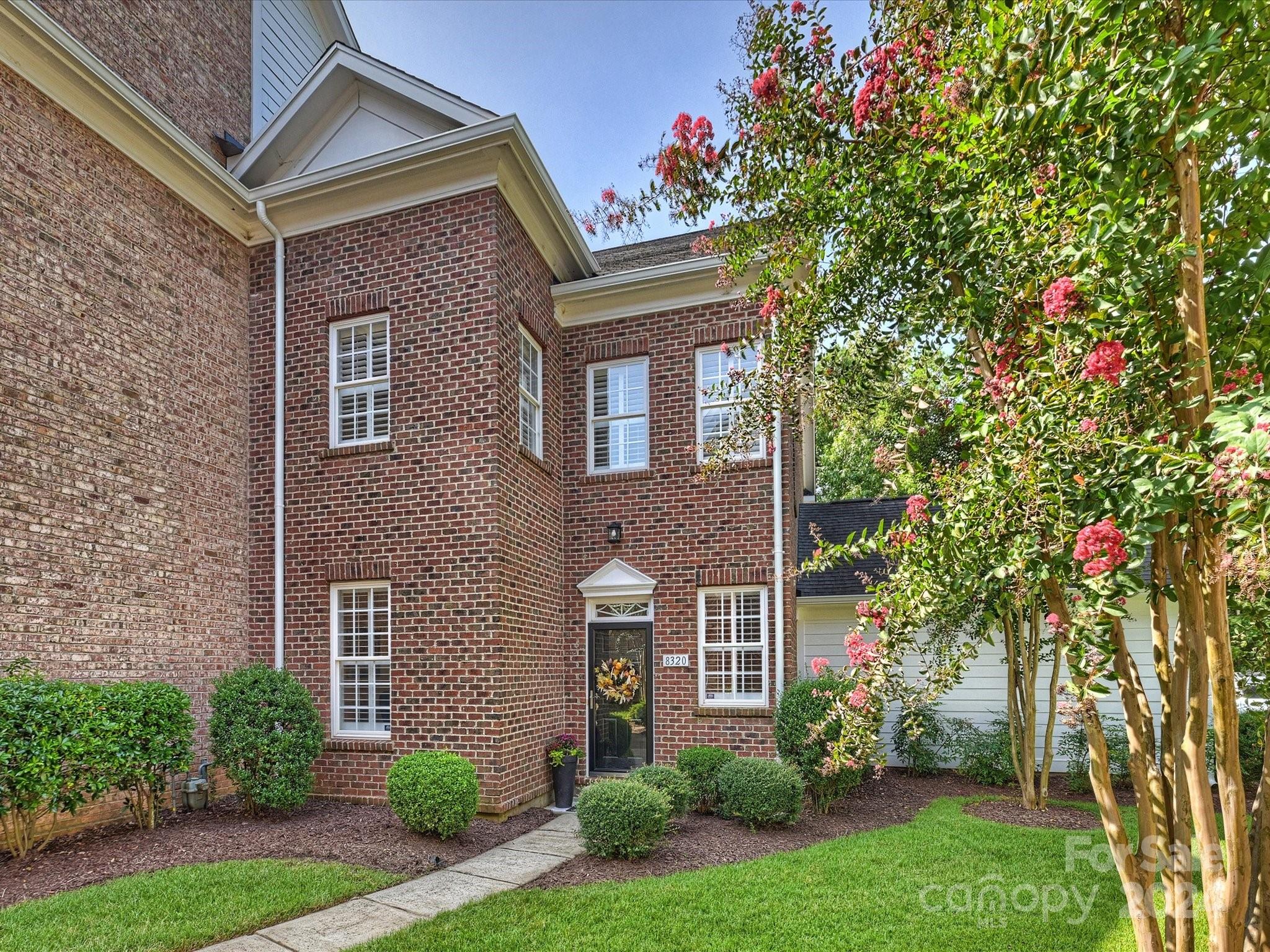 8320 Indigo Row Charlotte NC 28277