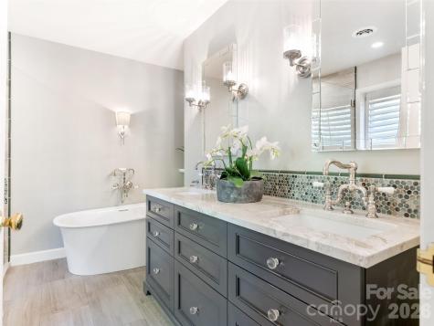 5239 Winding Brook Road Charlotte NC 28226