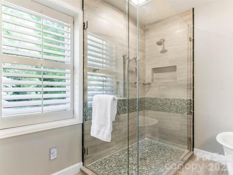 5239 Winding Brook Road Charlotte NC 28226