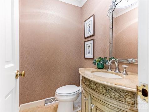 5239 Winding Brook Road Charlotte NC 28226
