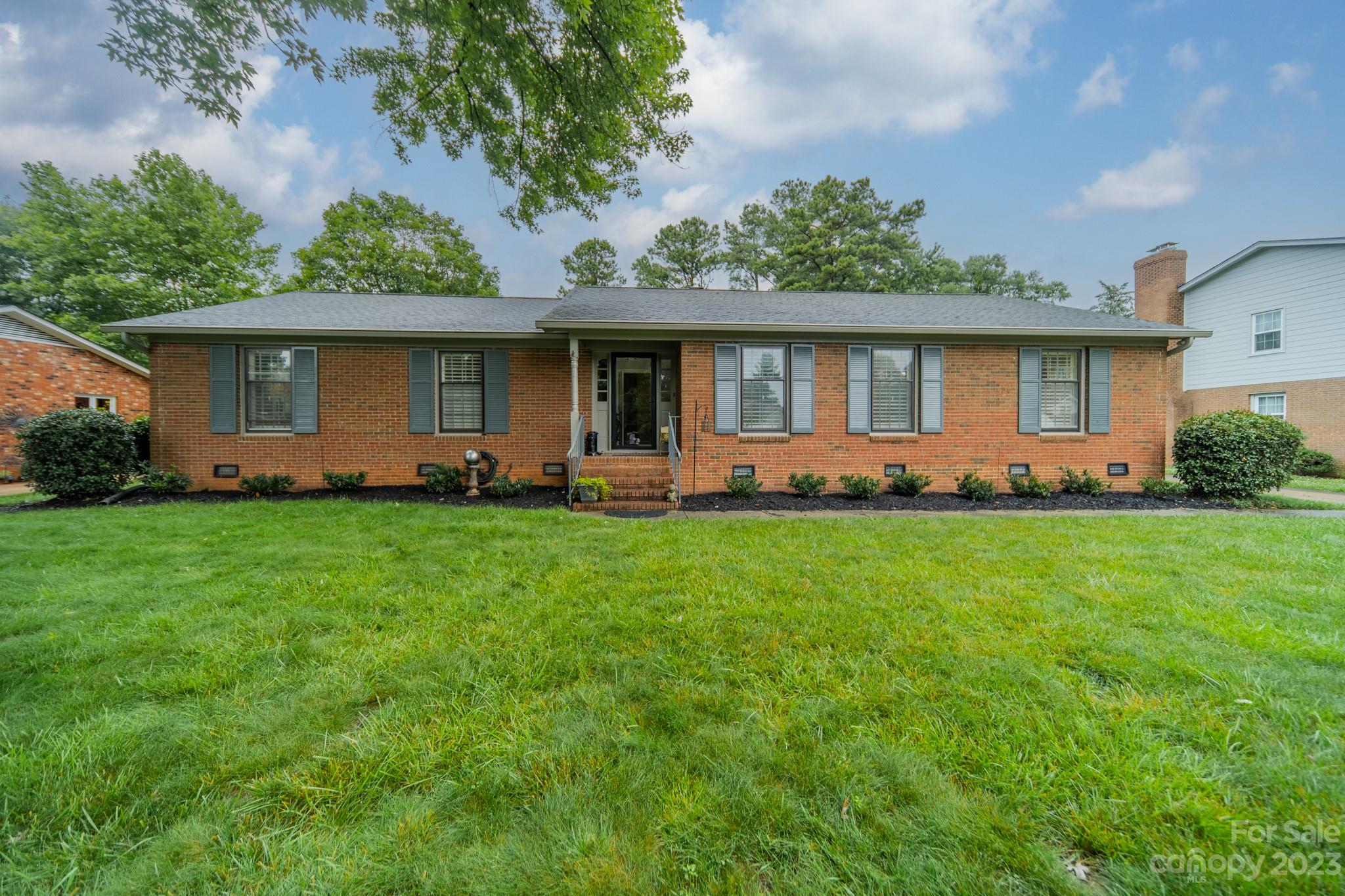 5101 Charmapeg Avenue Charlotte NC 28211