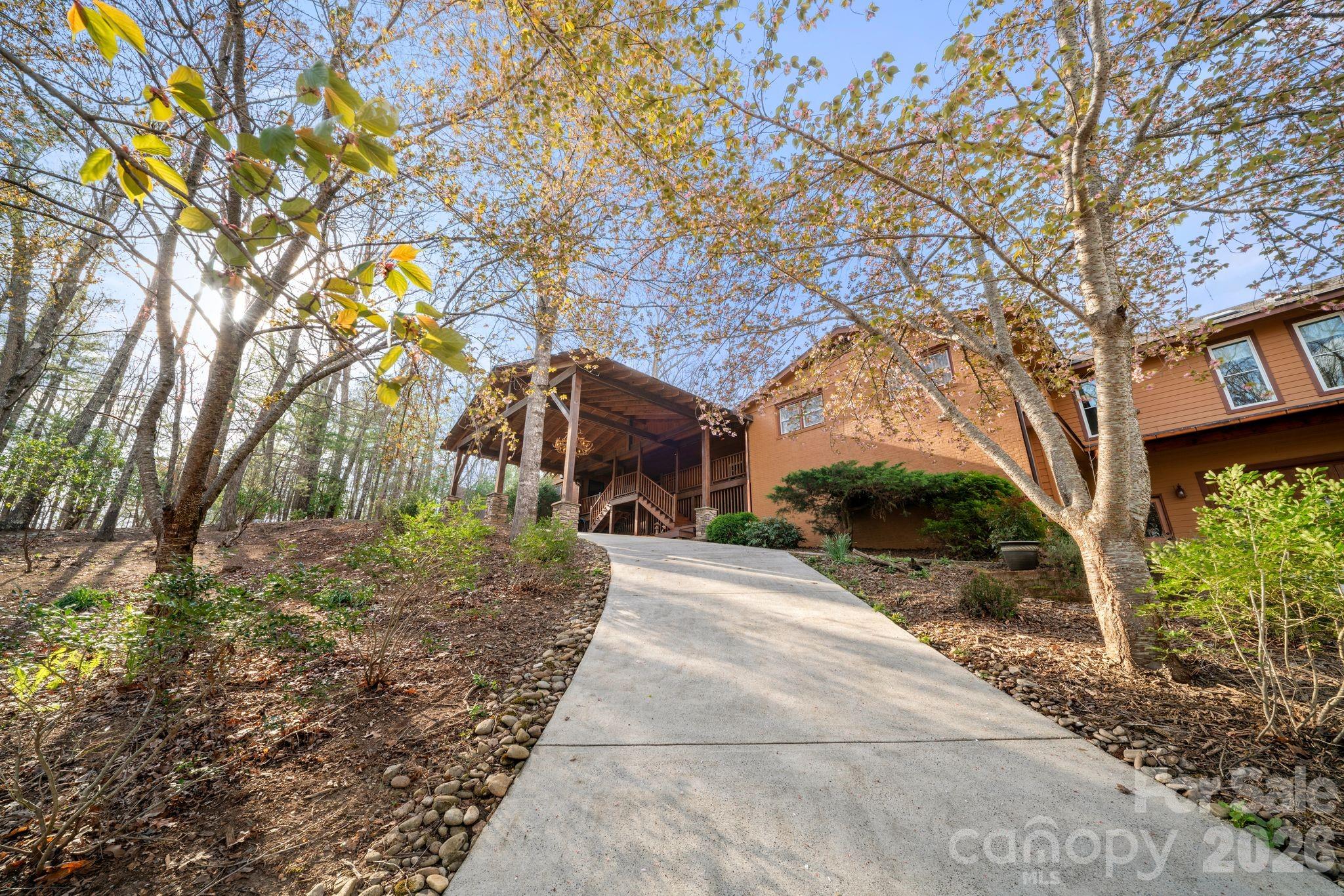 98 Scarlett Drive Pisgah Forest NC 28768