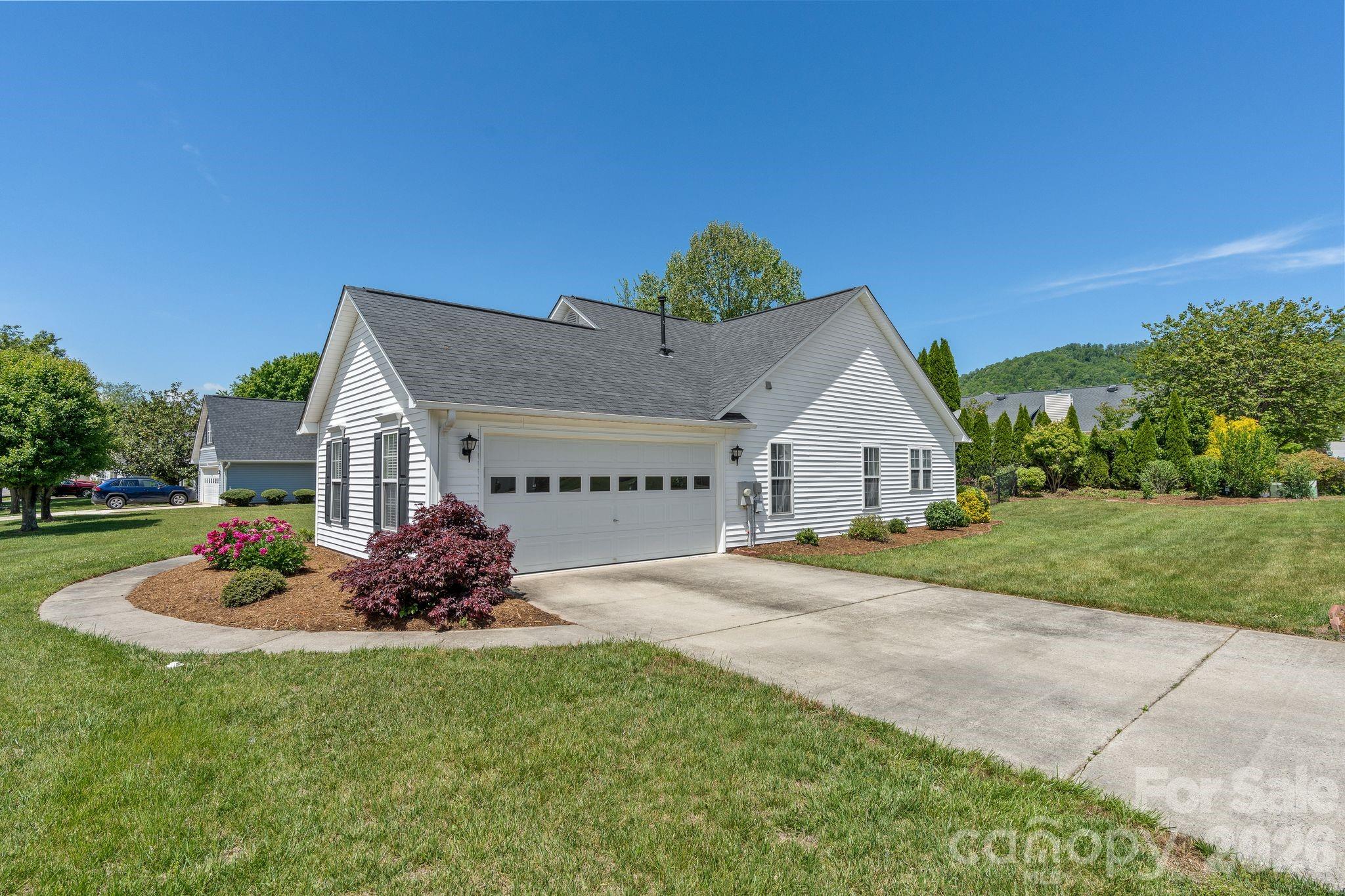 446 Planters Creek Road Fletcher NC 28732