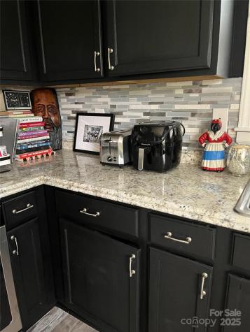 1615 Grovewood Drive Charlotte NC 28208