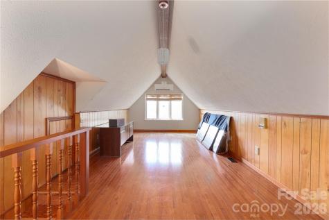 112 Hy Vu Drive Canton NC 28716