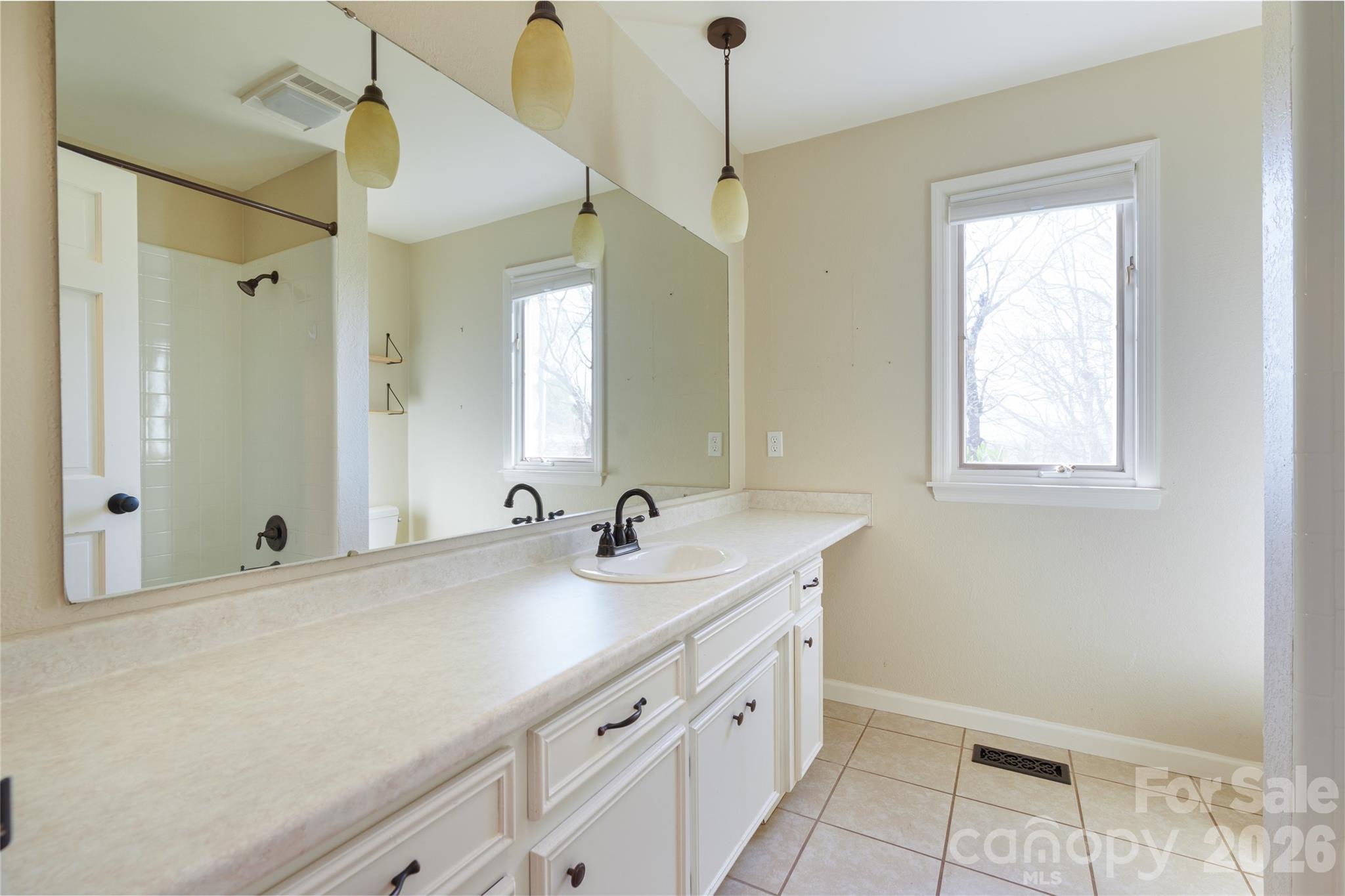 112 Hy Vu Drive Canton NC 28716