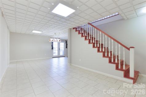 112 Hy Vu Drive Canton NC 28716
