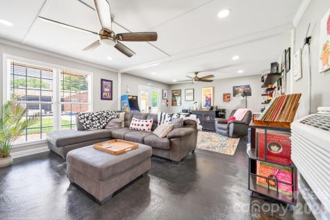 2402 Malotte Lane Gastonia NC 28054