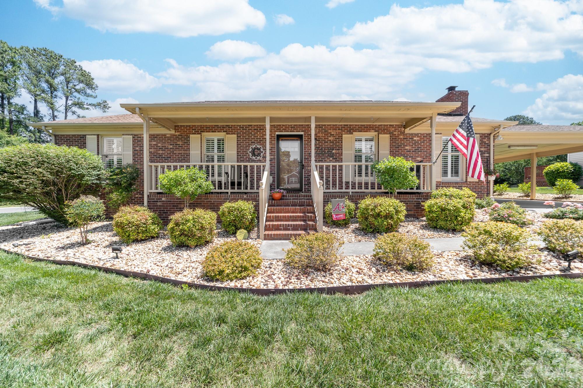 2402 Malotte Lane Gastonia NC 28054
