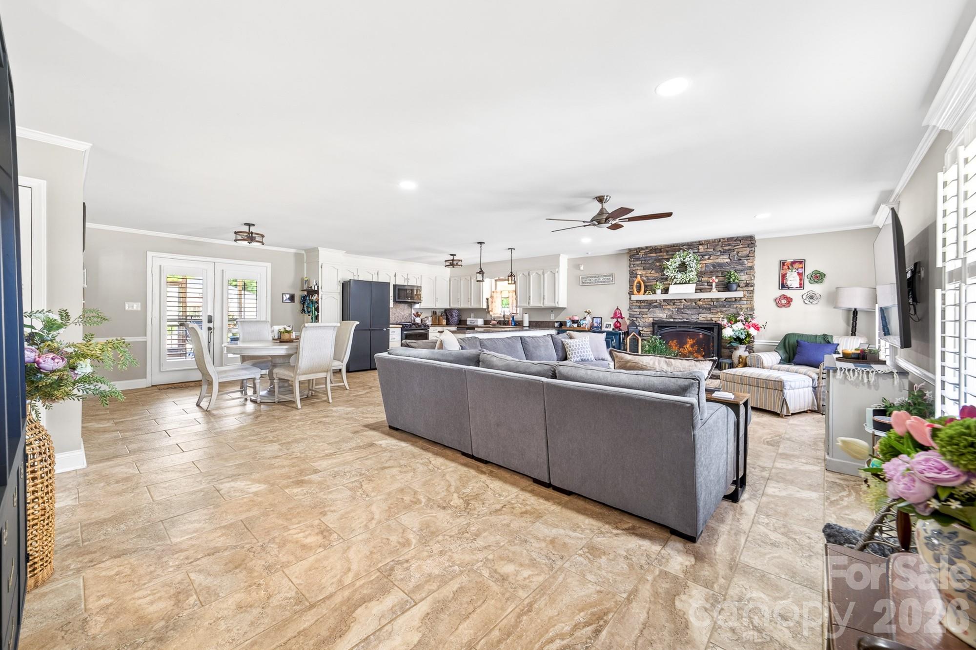 2402 Malotte Lane Gastonia NC 28054