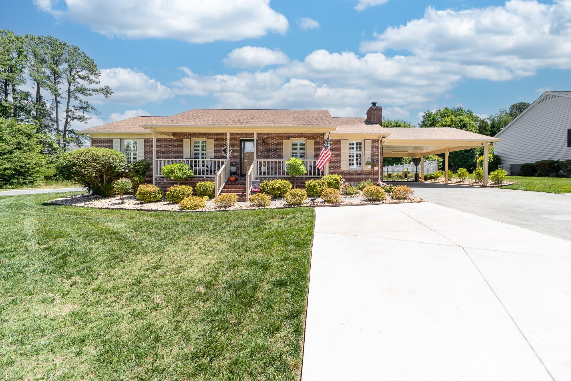 2402 Malotte Lane Gastonia NC 28054