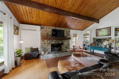 35 Good Intentions Road Asheville NC 28806