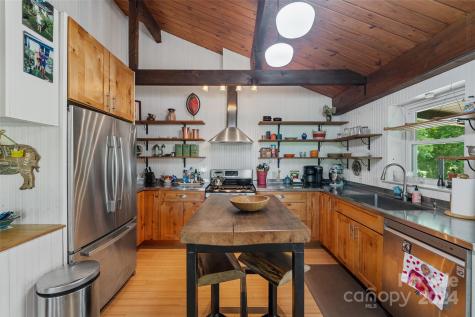 35 Good Intentions Road Asheville NC 28806